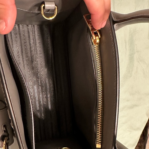 Prada Monochrome Small Saffiano Bag - Picture 8 of 10